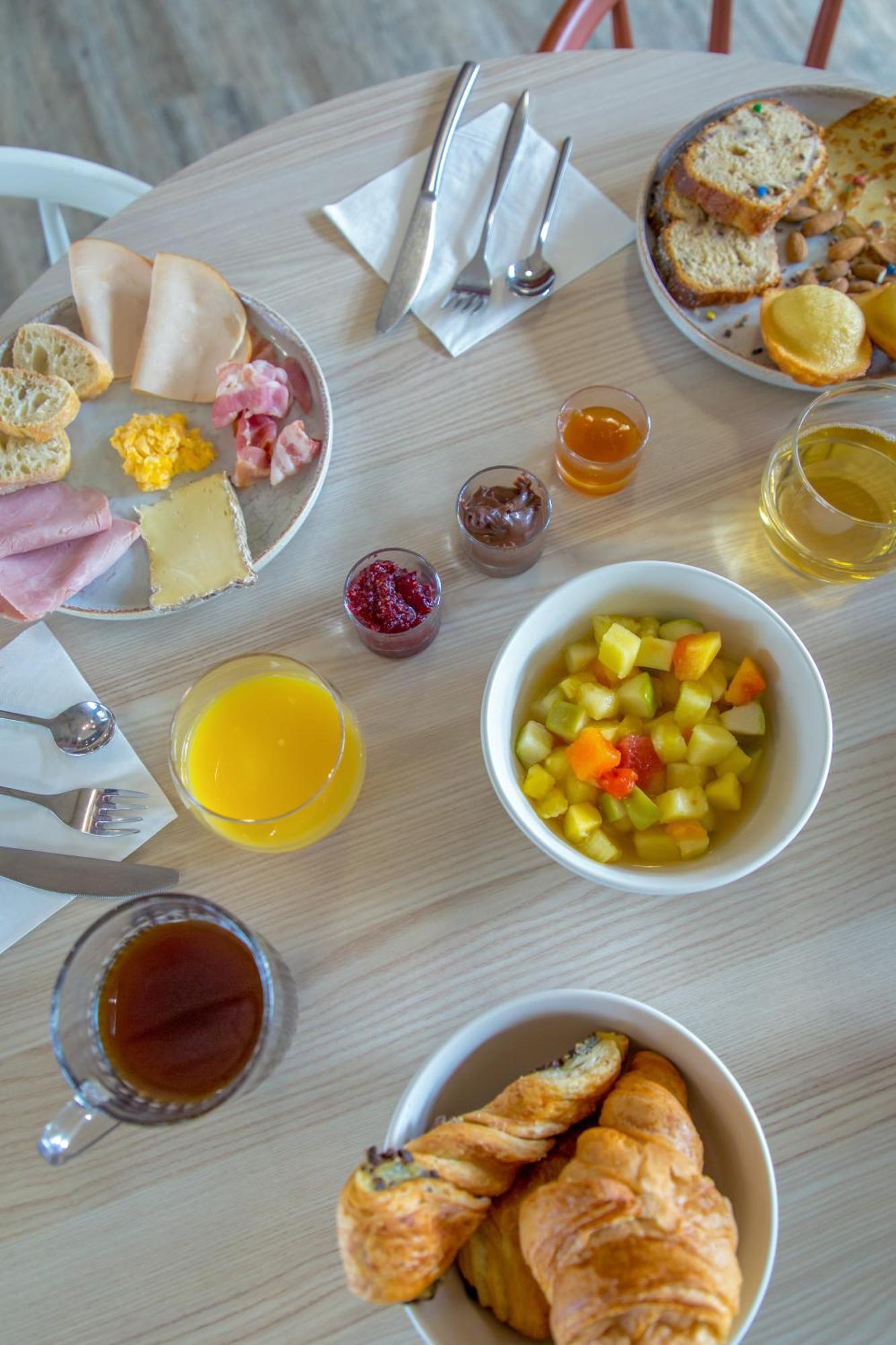 Hotel Kyriad Marseille Est - Aubagne 3*