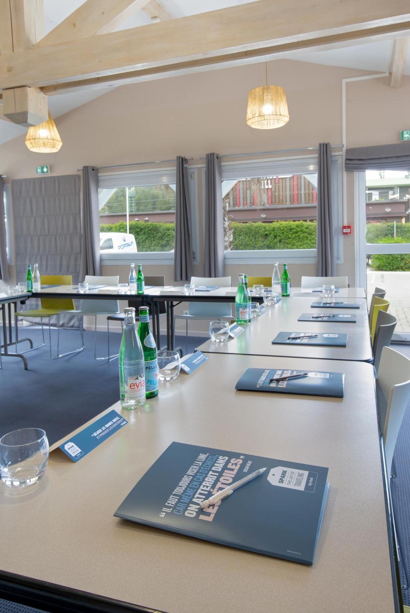Kyriad Marseille Est - Aubagne 3* Gemenos